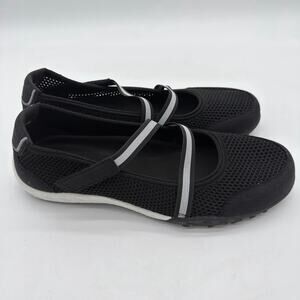 Aerosoles Mary Jane Hook and Loop Comfort Black Mesh Crisscross Sport Shoes 11